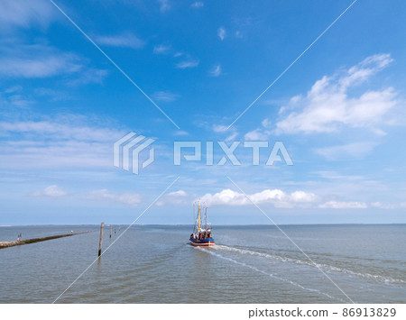 Wadden Sea at Neuharlingersiel, Lower Saxony, Germany Wadden Sea at Neuharlingersiel, Lower Saxony, Germany 86913829