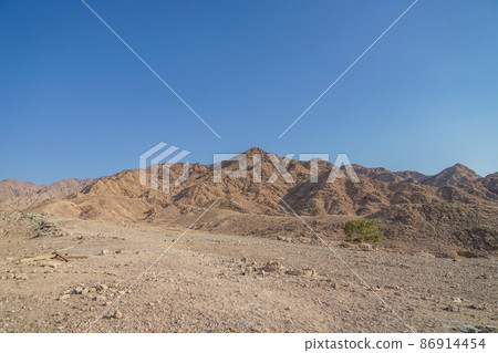 Aqaba rocky mountain Aqaba rocky mountain 86914454