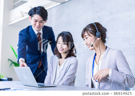 運營商和商人 運營商和商人 86914925