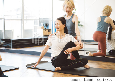 Yoga studio hot yoga lesson image 86918399