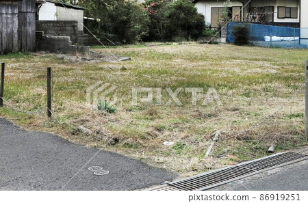 Vacant land 86919251
