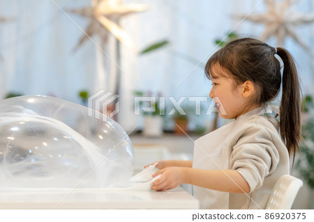 slime liquid play play children lifestyle slime liquid play play children lifestyle 86920375