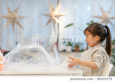 slime liquid play play children lifestyle slime liquid play play children lifestyle 86920376
