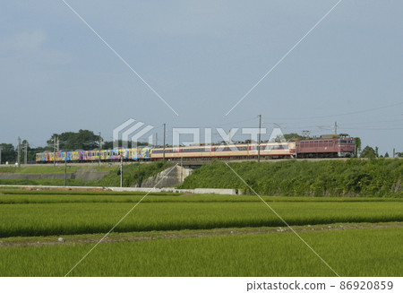 Hokuriku Main Line Uozu-Kurobe JR West EF81-106 + 485 series K01 formation + 103 series Hokuriku Main Line Uozu-Kurobe JR West EF81-106 + 485 series K01 formation + 103 series 86920859