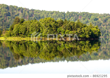 Mountain trip around Oze Hiuchigatake and Ozenuma Mountain trip around Oze Hiuchigatake and Ozenuma 86921295