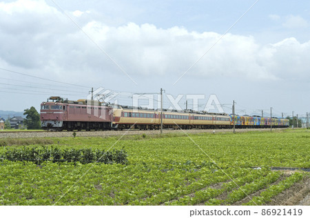 北陸本線福岡五十鈴JR West EF81-106+485系列K01編隊+103系列 86921419