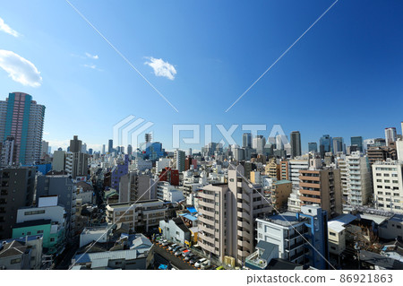 從大阪市北區天神橋6丁目鳥瞰從荻町到梅田的街景 從大阪市北區天神橋6丁目鳥瞰從荻町到梅田的街景 86921863