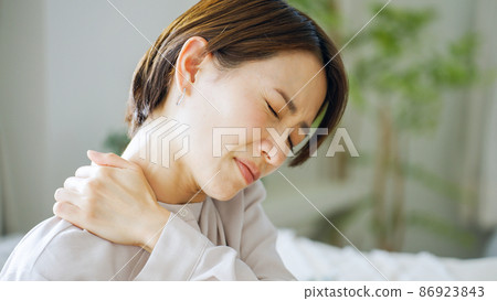 肩膀僵硬，疲勞，壓力，健康，保健，中年婦女 86923843