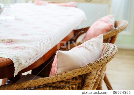 Dining room interior design and decor 86924595