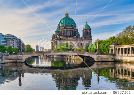Berlin Germany, city skyline at Berlin Cathedral (Berliner Dom) and Spree River 86927101