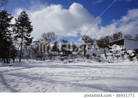擁有令人驚嘆的石牆的盛岡城跡公園 86931771