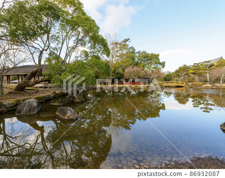 Nara Park Sansha Pond and waterside scenery Nara Park Sansha Pond and waterside scenery 86932087