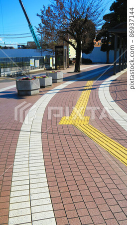 埼玉高速鐵路（埼玉體育場線）東川口站周邊風景 86937144