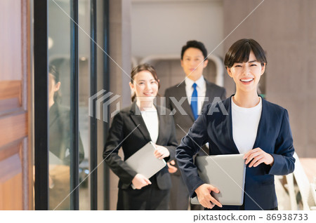 Office business person Photo cooperation: WEEK Shibadaimon (Sun Frontier Fudousan) 86938733