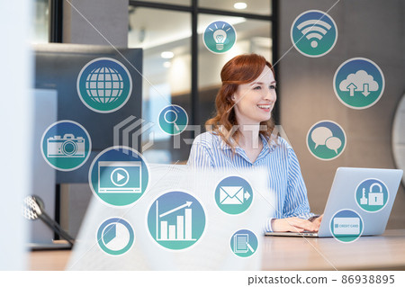 DX image of a young Western woman working on a computer Photographing cooperation: WEEK Shibadaimon (Sun Frontier Fudousan) 86938895