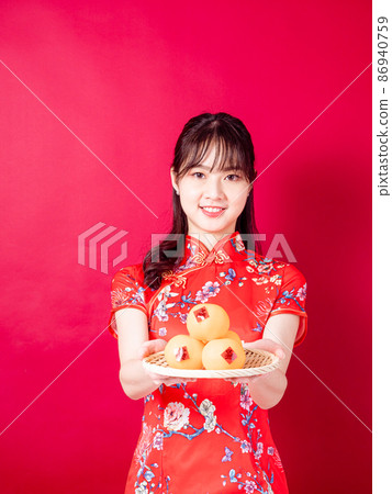 Cheongsam Tradition Flag Cheongsam Women's Red Background By Maeki Ichiban Pear, Top Paste Written by Invitation Treasure Fai Chun Celebration New Year. 86940759