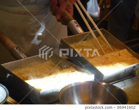 美味的厚烤雞蛋 美味的厚烤雞蛋 86941602