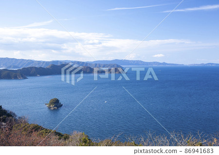 Kifune Island in Tsukumi Bay 86941683