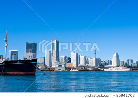 Cityscape of Minatomirai seen from Osanbashi (Yokohama City, Kanagawa Prefecture) Taken in January 86941708