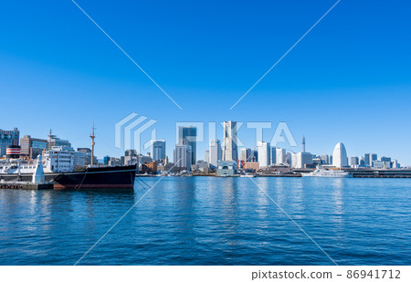 Cityscape of Minatomirai seen from Osanbashi (Yokohama City, Kanagawa Prefecture) Taken in January 86941712