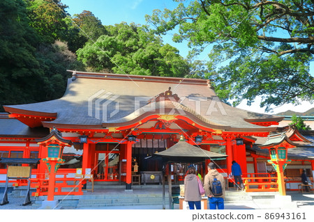 [和歌山縣]天氣晴朗的熊野那智大社 86943161