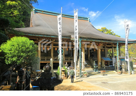 [Wakayama Prefecture] Nachisan Aogishi Watari Temple in fine weather Main hall 86943175