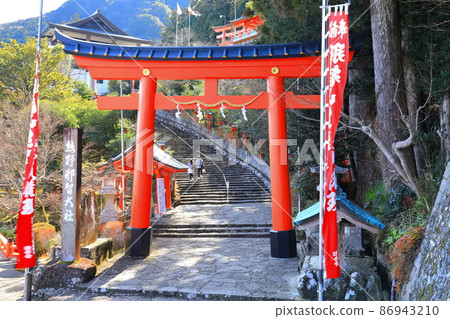 [和歌山縣]熊野那智大社一野鳥居 86943210