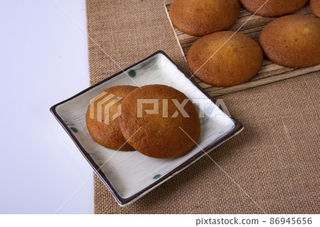 回合Bouro 86945656