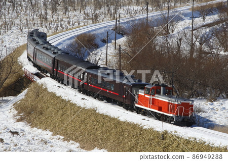 Semmo Main Line:SL Fuyu no Shitsugen(因SL故障導致的柴油機車牽引) Semmo Main Line:SL Fuyu no Shitsugen(因SL故障導致的柴油機車牽引) 86949288