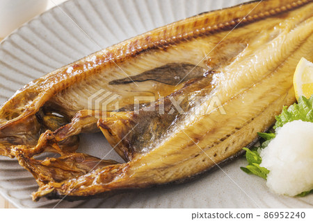 北海道附近海域的烤鯖魚 北海道附近海域的烤鯖魚 86952240