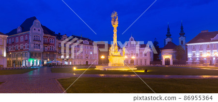 Trinity Column on Unirii Square, Timisoara Trinity Column on Unirii Square, Timisoara 86955364