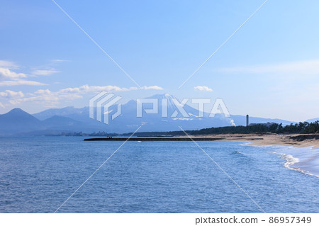 Oyama in winter and the Sea of Japan Oyama in winter and the Sea of Japan 86957349