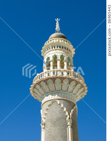 Exterior view of Al Gohari mosque aka mosque of Essential, Tarim, Hadhramaut, Yemen Exterior view of Al Gohari mosque aka mosque of Essential, Tarim, Hadhramaut, Yemen 86965443