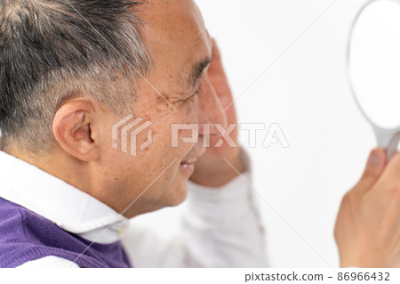 資深男性污點皺紋 86966432