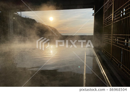 Open-air bath 86968504