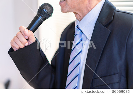 研討會講師男 86969085