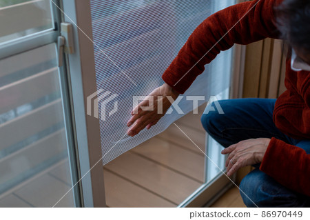 Window glass insulation sheet 86970449