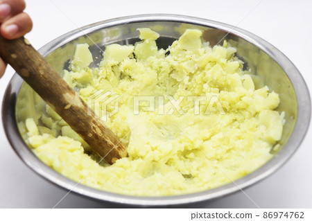 把土豆壓碎 86974762