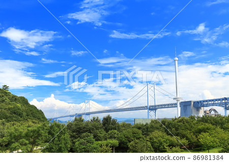 [香川縣]晴天下的瀨戶大橋紀念公園和瀨戶大橋 86981384
