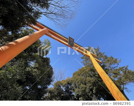 從川越冰川神社鳥居門下 從川越冰川神社鳥居門下 86982391