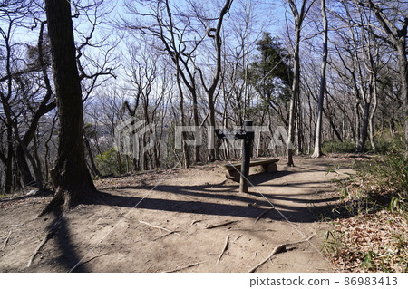 Kiryu City Hachioji Hills From Paddy Mountain Pass to Chausuyama Chausuyama Hiking Course Branch sign to Katsenuma / Raidenyama Kiryu City Hachioji Hills From Paddy Mountain Pass to Chausuyama Chausuyama Hiking Course Branch sign to Katsenuma / Raidenyama 86983413