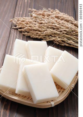Cut rice cake Cut rice cake 86986443