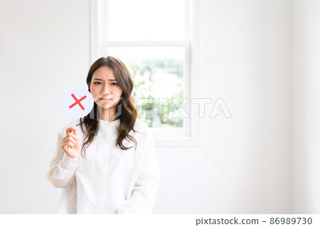 舉起盤子 86989730