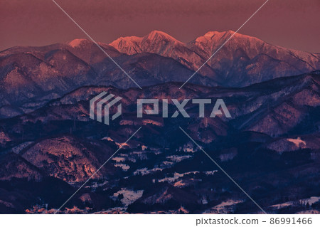 甘多山月依 86991466