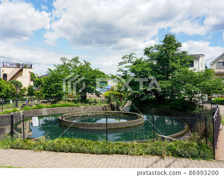 Nikaryō水路久慈圓柱改道（神奈川縣川崎市高津區久慈） 86993200