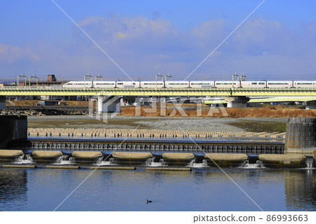 2月狛前127小田急線浪漫車箱根和多摩川宿河原水壩 2月狛前127小田急線浪漫車箱根和多摩川宿河原水壩 86993663