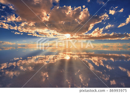 Beautiful evening view of Mirror Lake Uyuni salt lake 86993975