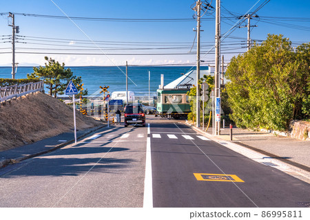 《神奈川縣》江之電/七成浜沿海鐵路道口 《神奈川縣》江之電/七成浜沿海鐵路道口 86995811