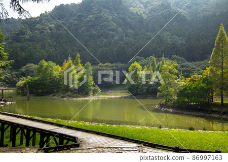 台灣，高山湖泊，明池，涼亭，台湾、高山湖、明池、パビリオン、pavilion,Taiwan, 86997163