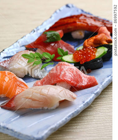 Sushi image 86997592
